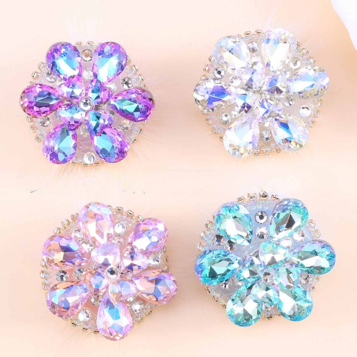 Wholesale Heavy Industry Rotating Zircon Six Leaf Clover Diamond Ball DIY Jewelry Aessories