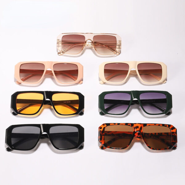 Wholesale PC Small Frame Square Ladies Sunglasses