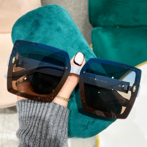 8204fddb4bbfa795afd8ac9adee6a61c Wholesale Square Set Glitter Pink Large Frame Gradient PC Sunglasses