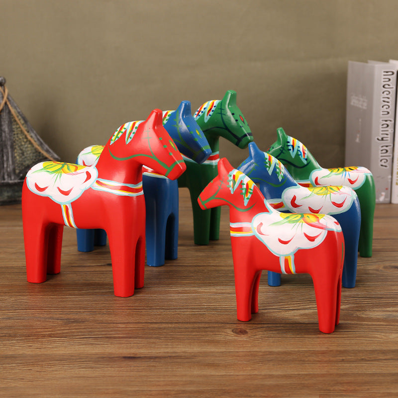 Wholesale of Painted Wooden Horse Ornaments From Dala, Sweden