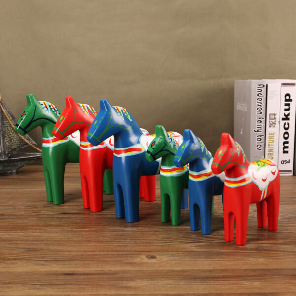 8777651091_1969746683-1 Wholesale of Painted Wooden Horse Ornaments From Dala, Sweden