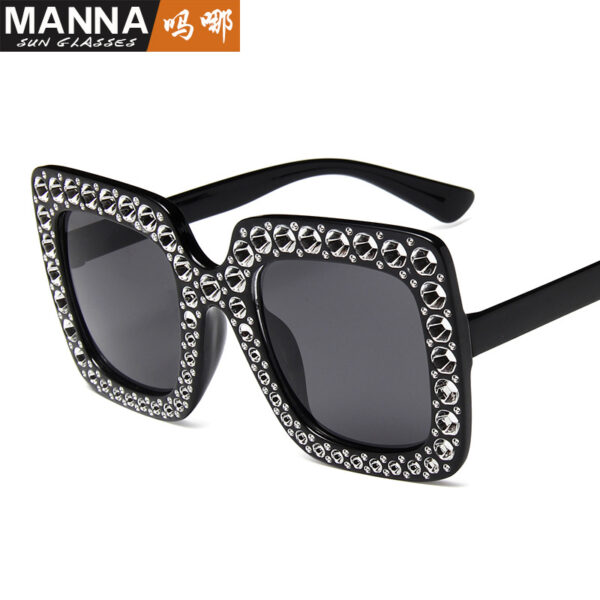 Wholesale PC Diamond Plated Large Frame Retro Square Sunglasses