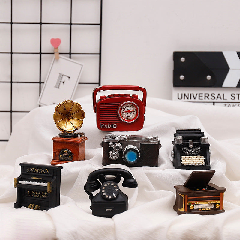 Wholesale Resin Phone Camera Nostalgic Mini Trinkets