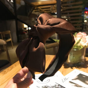 Chiffon Cross Deep Cafe