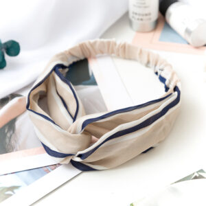 Jc07 stripes contrasting beige