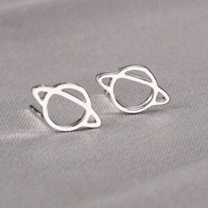 023 The Earth / 925 ear needles