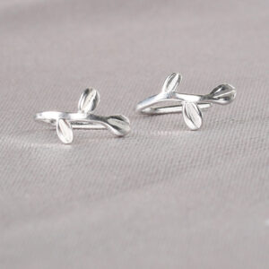 030 small tender leaves / 925 ear needles