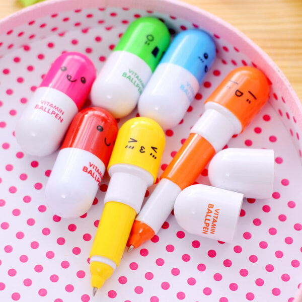 Wholesale Plastic Telescopic Cartoon Creative Pill Ballpoint Pen