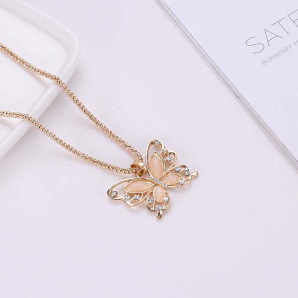 Wholesale Cat's Eye Stone Hollowed Out Butterfly Alloy Necklaces