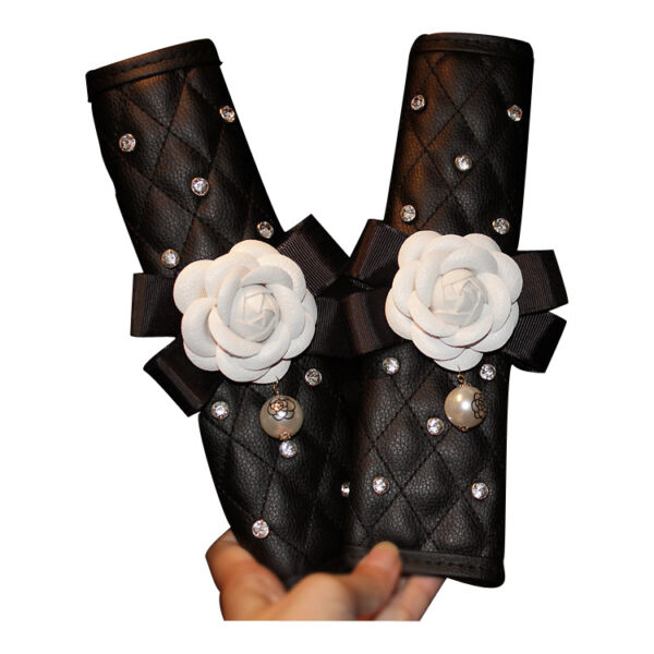 Wholesale Car Camellia Shoulder Cover Diamond Seat Belt Shoulder Cover Gear Handbrake Inner Set Rearview Mirror Leather Decor