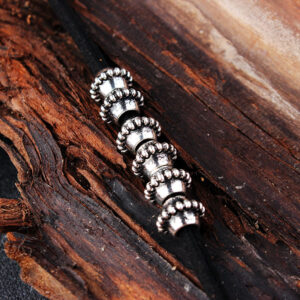 Flying saucer pattern black rope