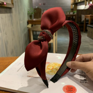 Pure wine red rabbit ear with drill