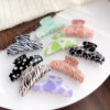 O1CN0101q8IK25t4MPsQqZp_2208039847583-0-cib Wholesale Color Zebra PVC Hair Clips