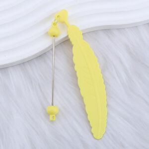 13-light yellow (three shapes mixed hair)