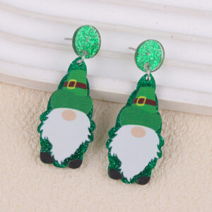 Green hat with white beard