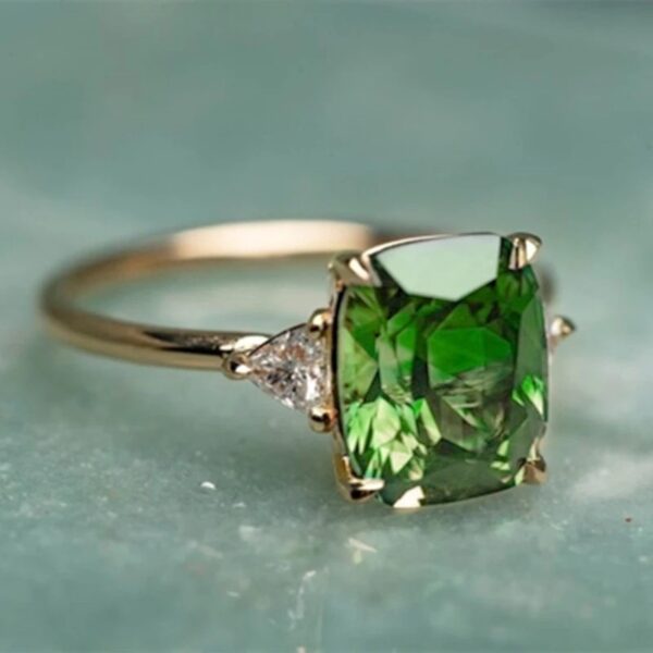 Wholesale New Square Four Claw Inlaid Zircon Copper Ring