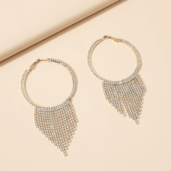 Wholesale Tassel Rhinestone Claw Chain Alloy Earrings