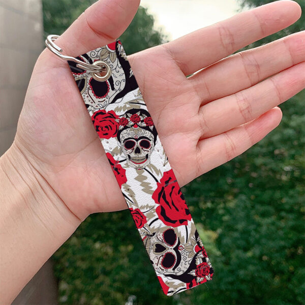O1CN0110UrGT2CxpcqWxINP_2213263968541-0-cib Wholesale Skull PU Keychain Accessories