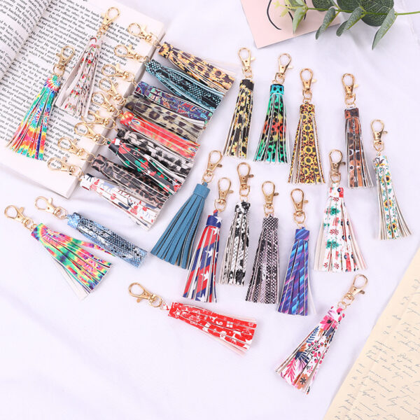 Wholesale PU Pattern Snake Keychain Tassel Pendant