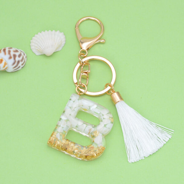 Wholesale White Tassel 26 Letter Crystal Resin Keychain