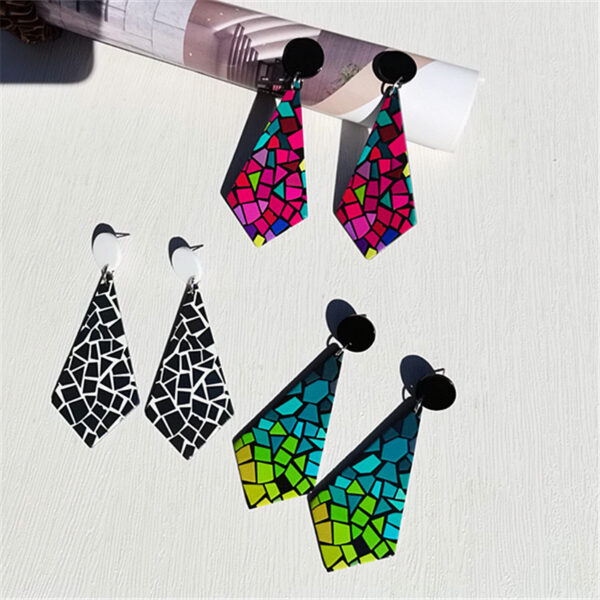O1CN011grbwU27ScW7JXGaA_3843297796-0-cib Wholesale Geometric Colorblock Acrylic Earrings