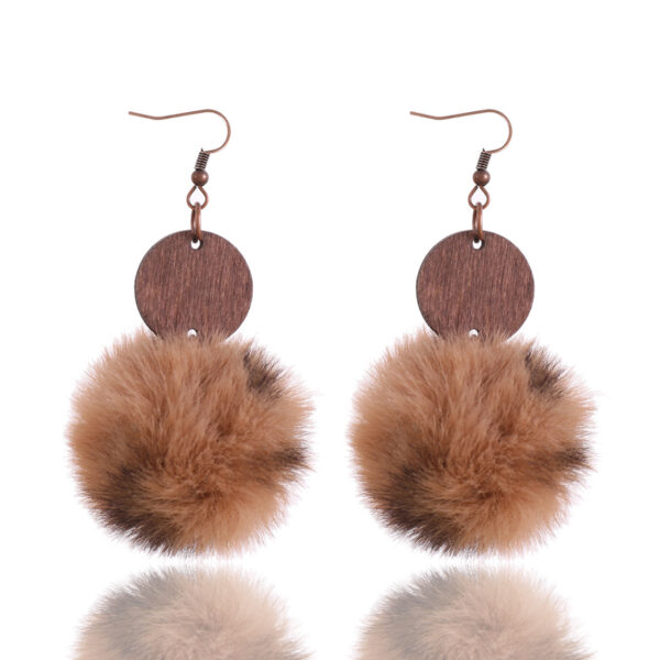 O1CN011lug7q1ftMRDl2Sk3_3172764064-0-cib Wholesale Brown and Black Artificial Fur Ball Earrings