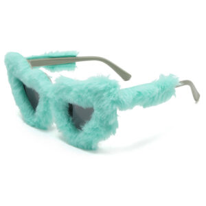 Green frame, green velvet