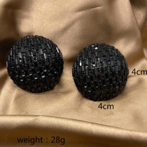 Black round earrings