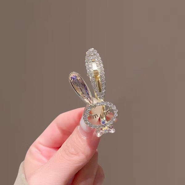 O1CN012CfJfp1cBRb1mO6m4_2207301953562-0-cib Wholesale Rabbit Carrot Rhinestone Alloy Hair Clips
