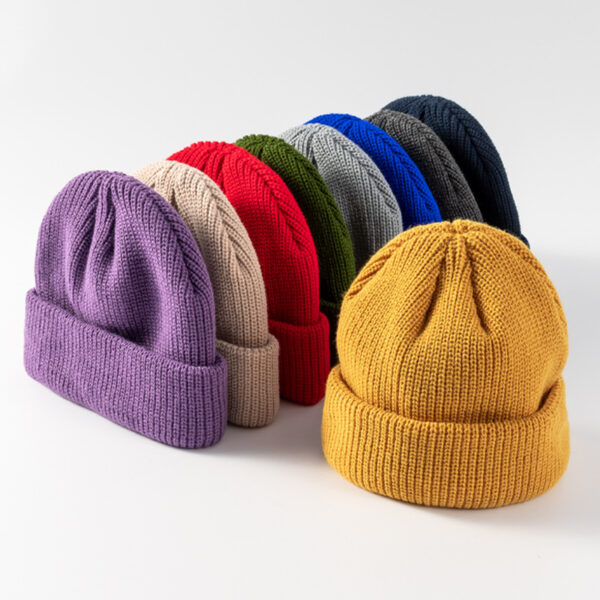 Wholesale Autumn and Winter Knitted Hats Woolen Hats Warm and Brimless Cold Hats