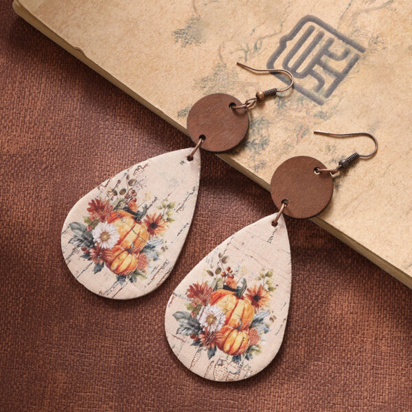 Wholesale Vintage Cork Leather Skull Pumpkin Flower Wood Chip Earrings