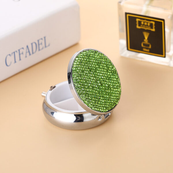 O1CN012lWIdq1v2GE88xbiI_2207794686114-0-cib Wholesale Diamond-encrusted Round Three-compartment Metal Pill Box