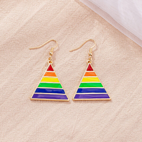O1CN012q72kE2MGuZNblj4U_2211772399801-0-cib Wholesale Triangle Rainbow Alloy Earrings