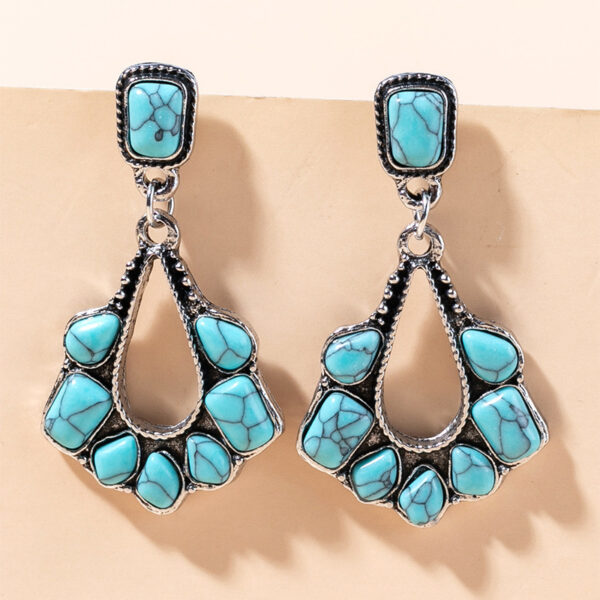O1CN013F0X3D1g7Yh7UmORY_3975744095-0-cib Wholesale Antique Silver Turquoise Alloy Earrings