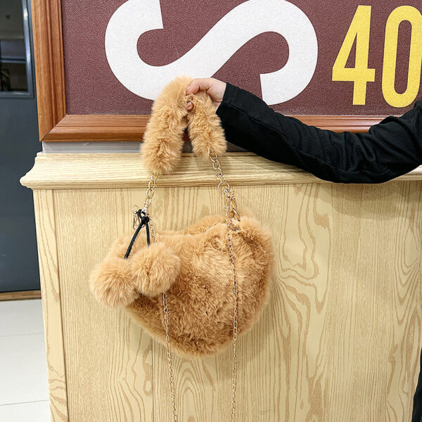 O1CN013OcqRk1uCxw5A2eve_4029156002-0-cib Wholesale Plush Heart Chain Shoulder Messenger Bag