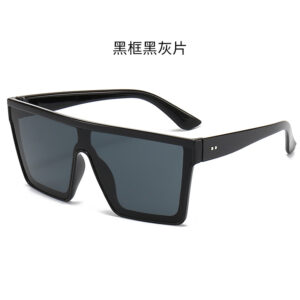 Figure / Black Frame gray sheet