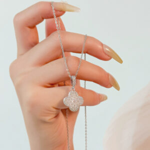 Classic Four-leaf Clover 2 Necklace