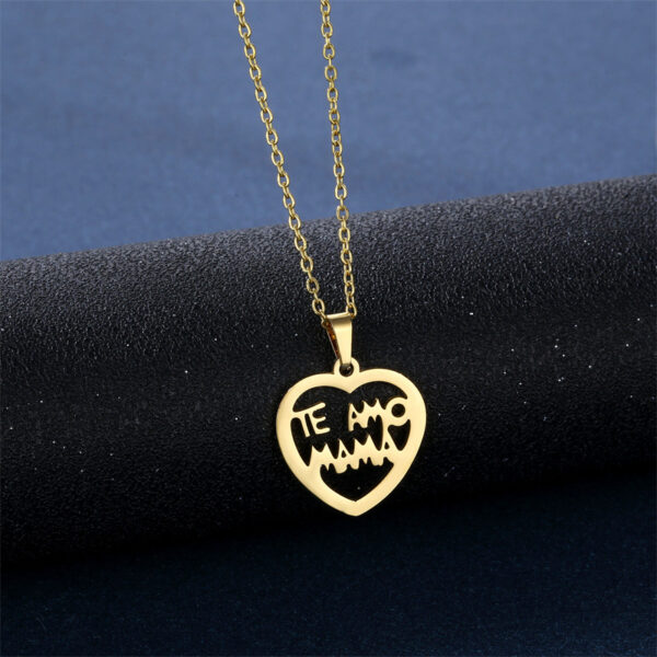 Wholesale Mother's Day Gift Hollow Glossy MOMO Heart Pendant Necklace Earrings Set