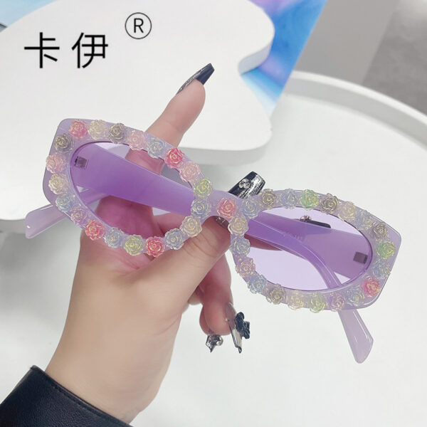 O1CN013ap12v2ACXVDBFbkM_2929128167-0-cib Wholesale PC Party Diamond Flower Personalized Sunglasses
