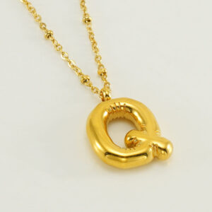 Gold letter Q (with chain)