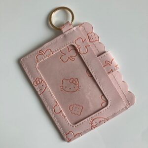 Light pink kitten head