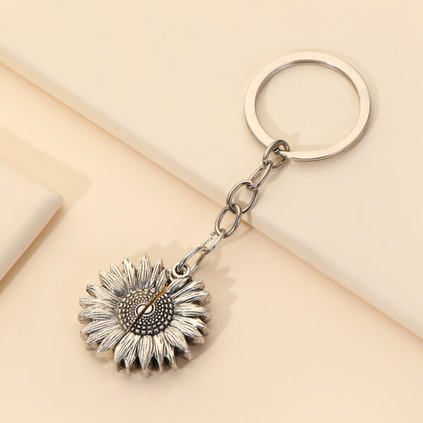 Wholesale Alloy Detachable Sunflower Keychain