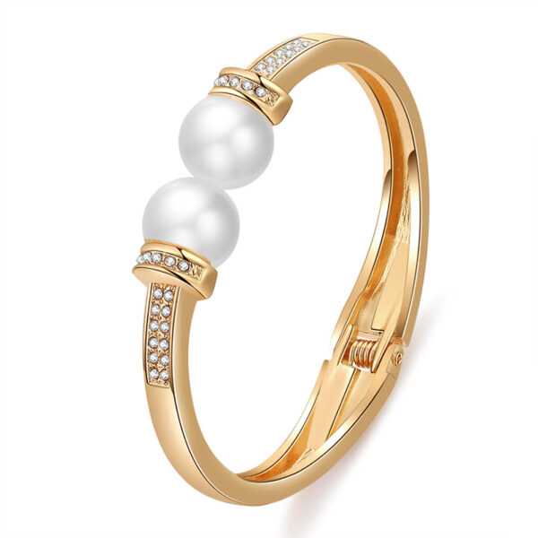 Wholesale Vintage Pearl Diamond Copper Bracelet