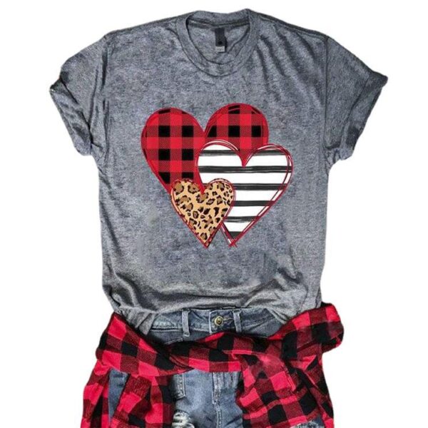 Wholesale Valentine's Day Leopard Pattern Love Pattern Printed Polyester Pullover Short Sleeved T-shirts