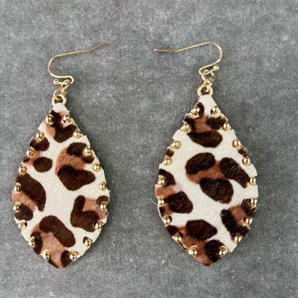 O1CN014B9rVc1DWB57hi34G_2213358950223-0-cib Wholesale Leopard Patterned Cow and Horse Hair Earrings