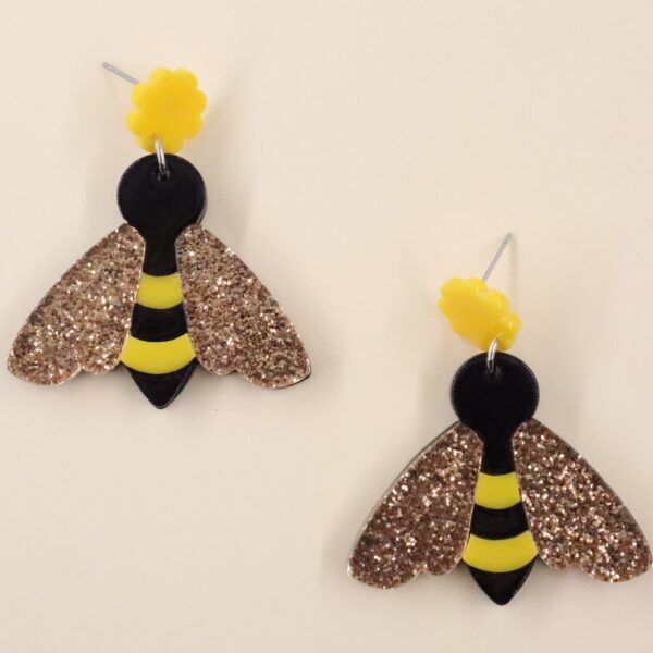 O1CN014Mlenb1tTAZyZ8A4t_2207988525902-0-cib Wholesale Acrylic Vintage Flower Bee Earrings