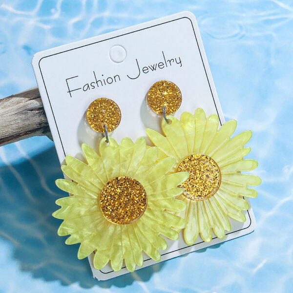 O1CN014SMwQc1TQG3Uimh5v_2207499512376-0-cib Wholesale Flower Bee Shiny Acrylic Earrings