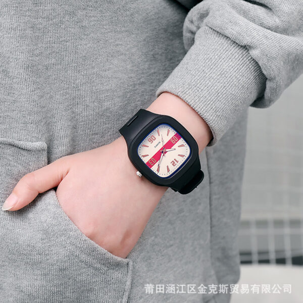 O1CN014VTJFW1b3pJzVjxPL_2211760373410-0-cib Wholesale Silicone Square Watch