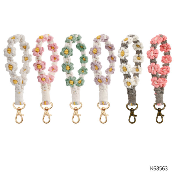 Wholesale Alloy Small Daisy Wristband Keychain