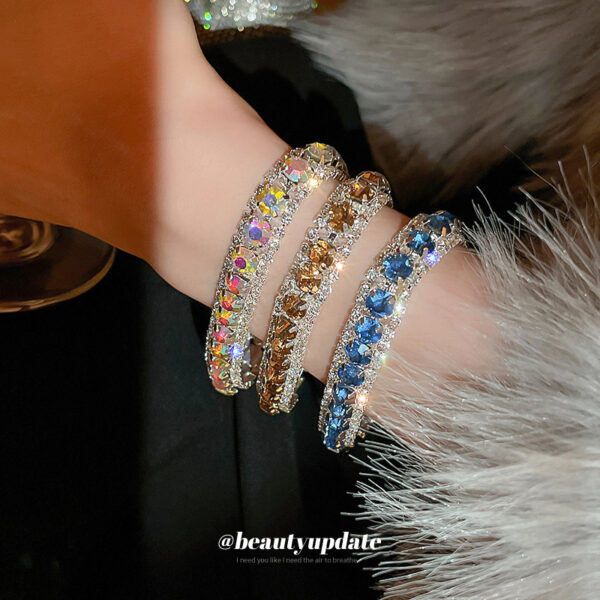 Wholesale Diamond Round Buckle Bracelet